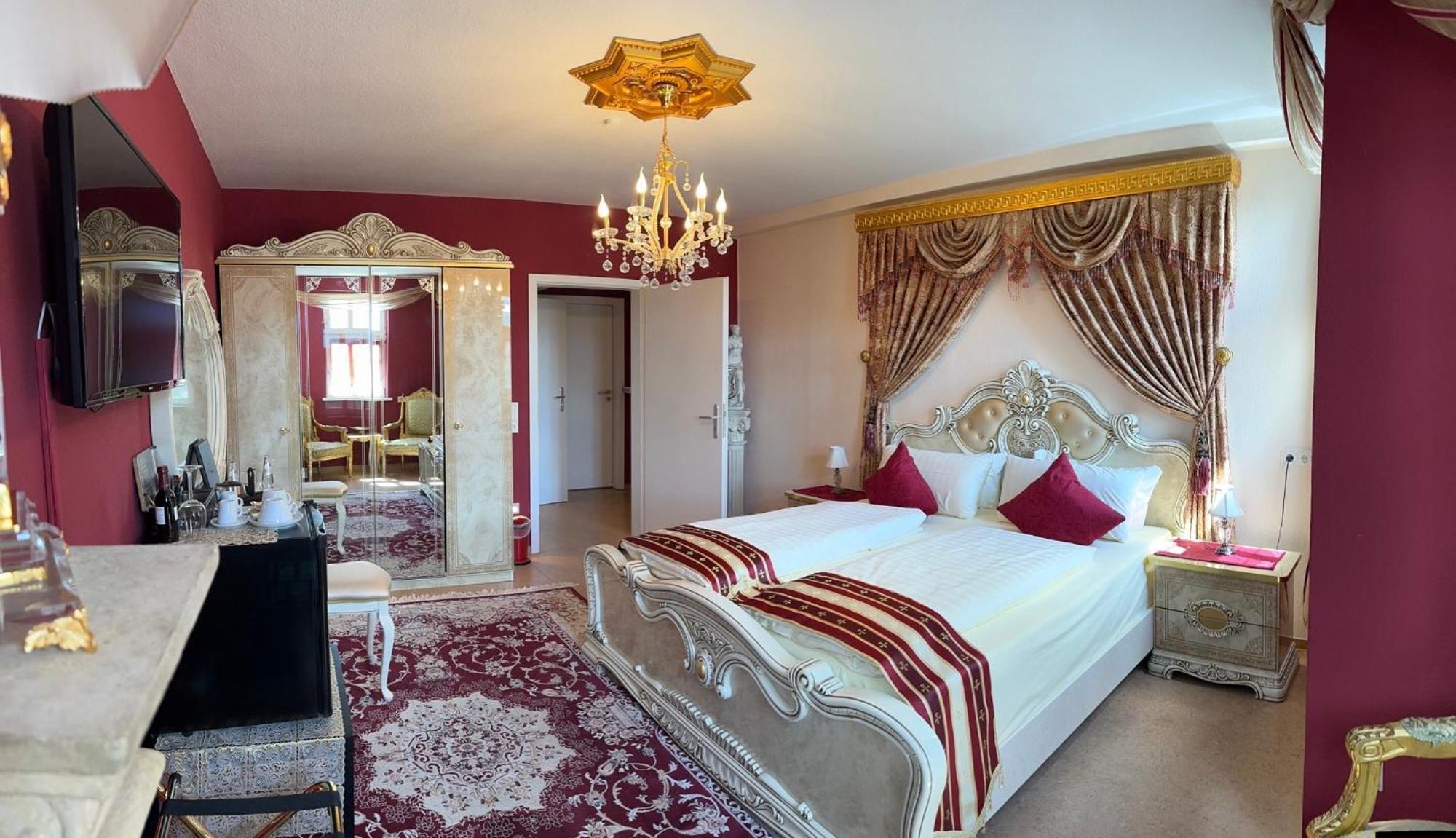 Hotel & Cafe Schachtenburg Шлиц Экстерьер фото